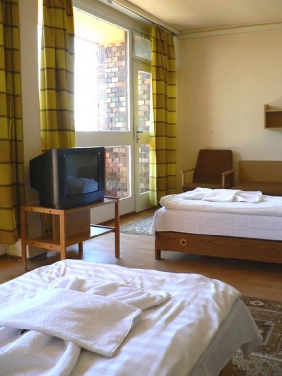Hotel Napfeny بالاتوليلّي الغرفة الصورة